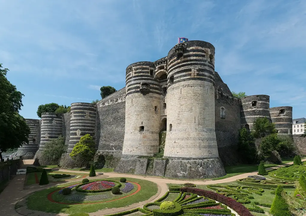 Vue de Angers pour contextualiser une stratégie SEO locale