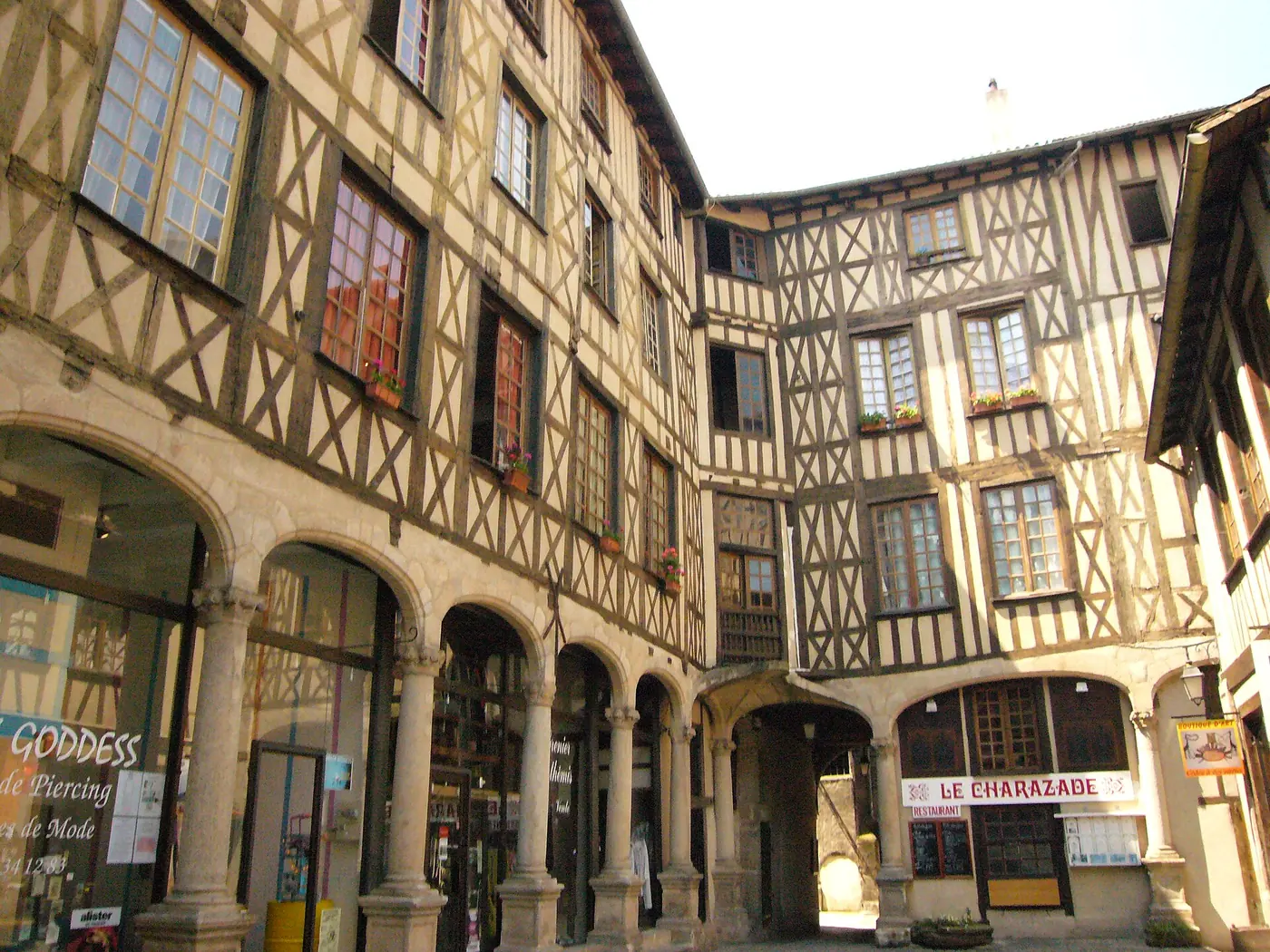 Vue de Limoges pour illustrer un projet de création de site internet local