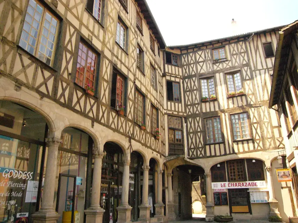 Vue de Limoges pour contextualiser une stratégie SEO locale
