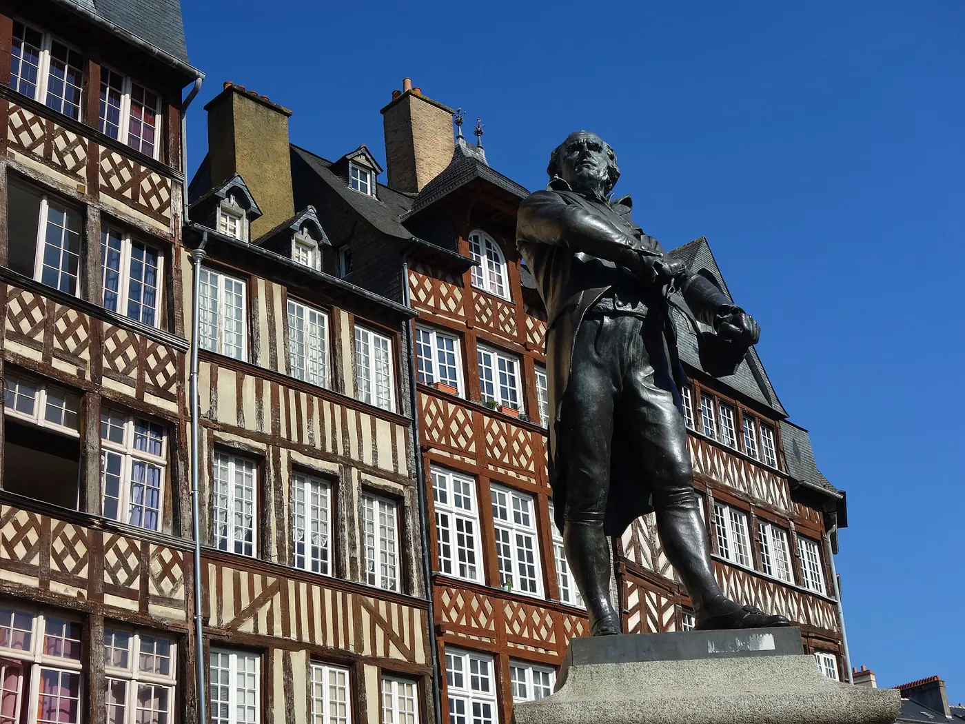 Vue de Rennes pour illustrer un projet de création de site internet local