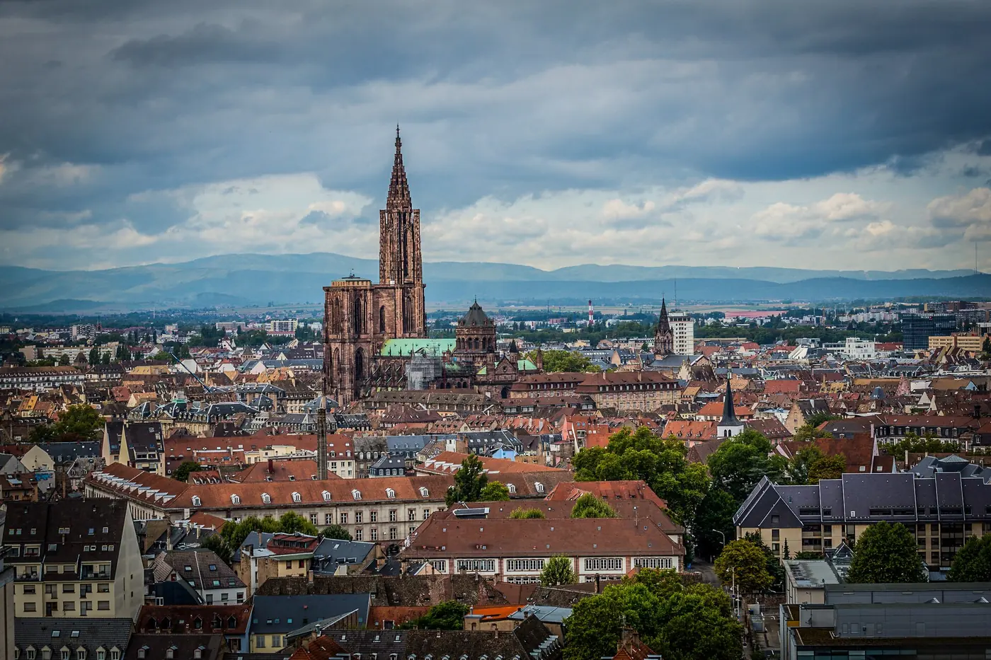 Vue de Strasbourg pour illustrer un projet de création de site internet local